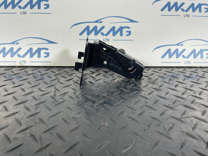 16-23 AUDI A5 F5 SPORTBACK S-LINE GENUINE REAR CENTRE SEAT BRACKET 8W0886177A