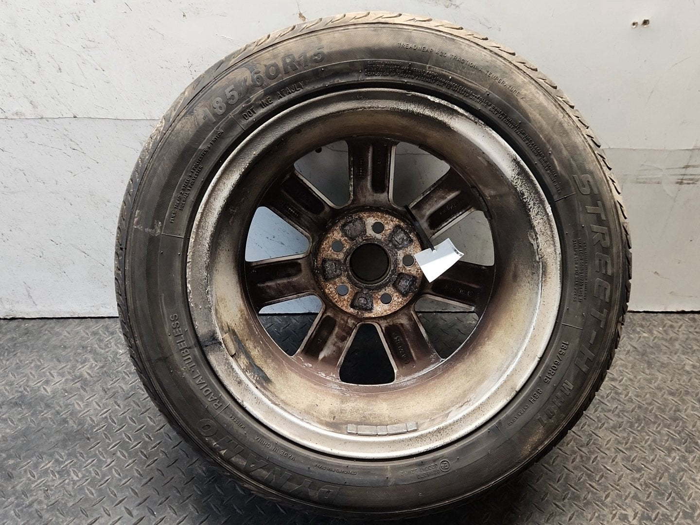 2011 Volkswagen Polo 6R MK5 15" Alloy Wheel with Tyre 185/60/15 ~6mm 6R0601025D