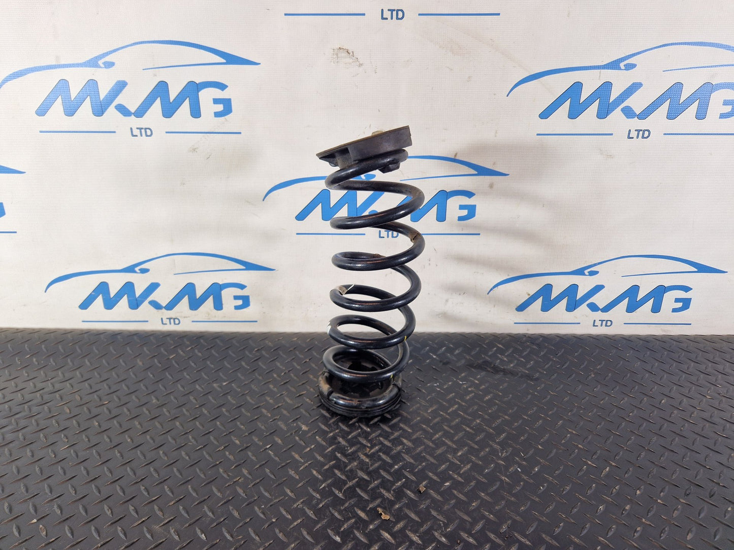 Land Rover Range Rover Evoque L551 SUV Rear Suspension Coil Spring K8D2-5B749-FB