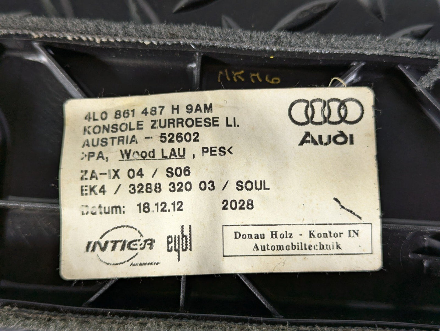 10-15 AUDI Q7 4L GENUINE LEFT REAR TRUNK COVER TRIM PANEL 4L0861487