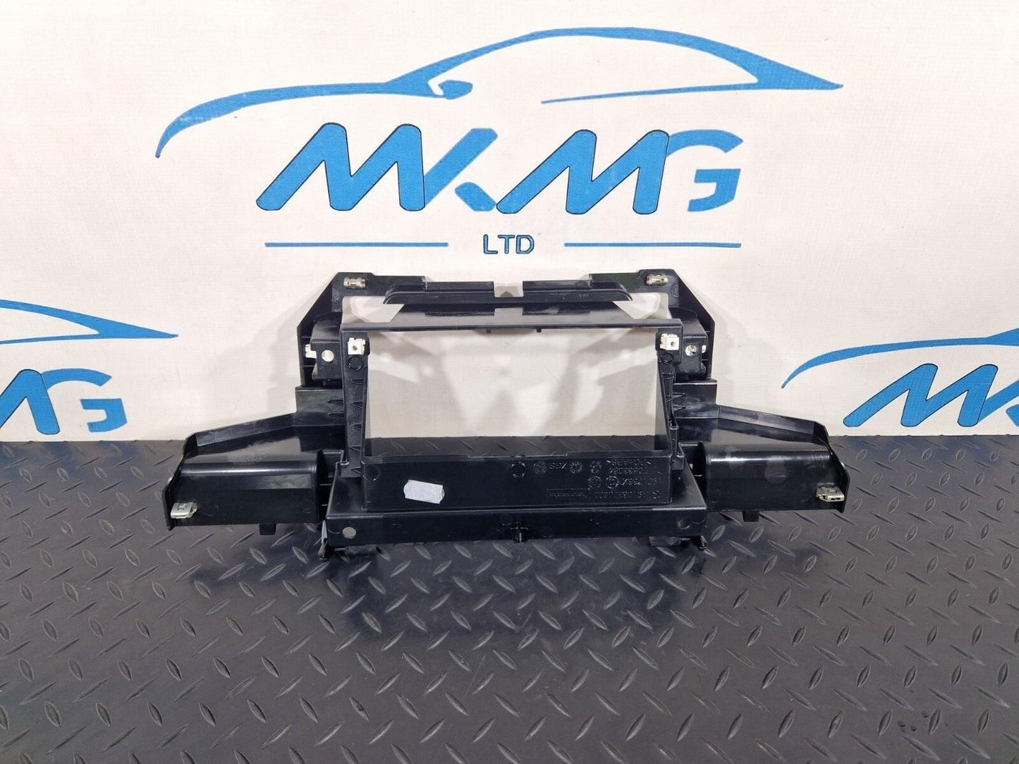 2018-ON MERCEDES BENZ SPRINTER W907 2.2 CDI RADIO FRAME MERCEDES A9108270600