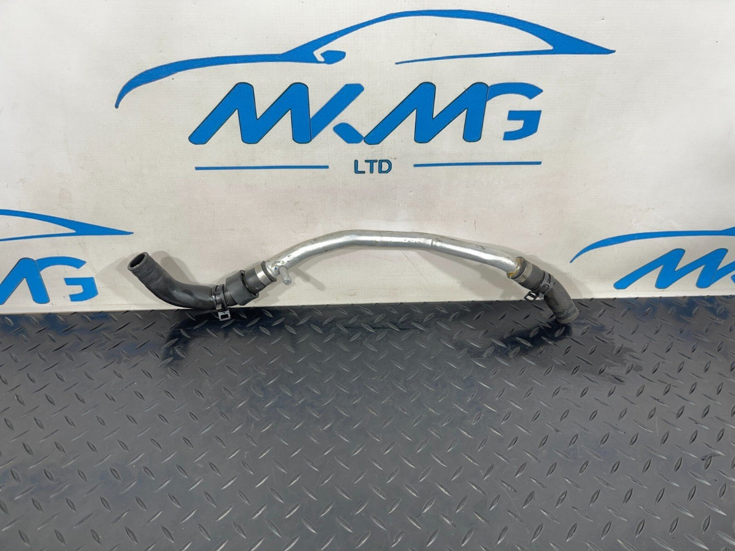 14-21 MERCEDES BENZ C300h W205 GENUINE COOLANT HOSE PIPE A2058303302