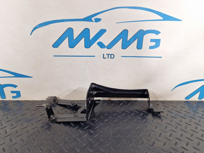 18-ON MERCEDES BENZ A CLASS W177 ABS PUMP MOUNT BRACKET SUPPORT A1774303400