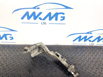 14-21 MERCEDES BENZ C300h W205 AIR FILTER BOX MOUNT A6510940427