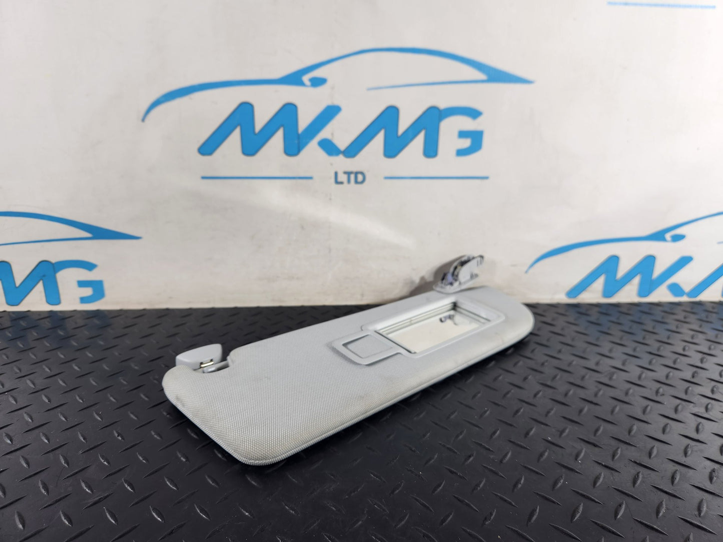 Audi A6 Allroad C7 SUN VISOR FRONT RIGHT DRIVER SIDE OFFSIDE 4G0857552