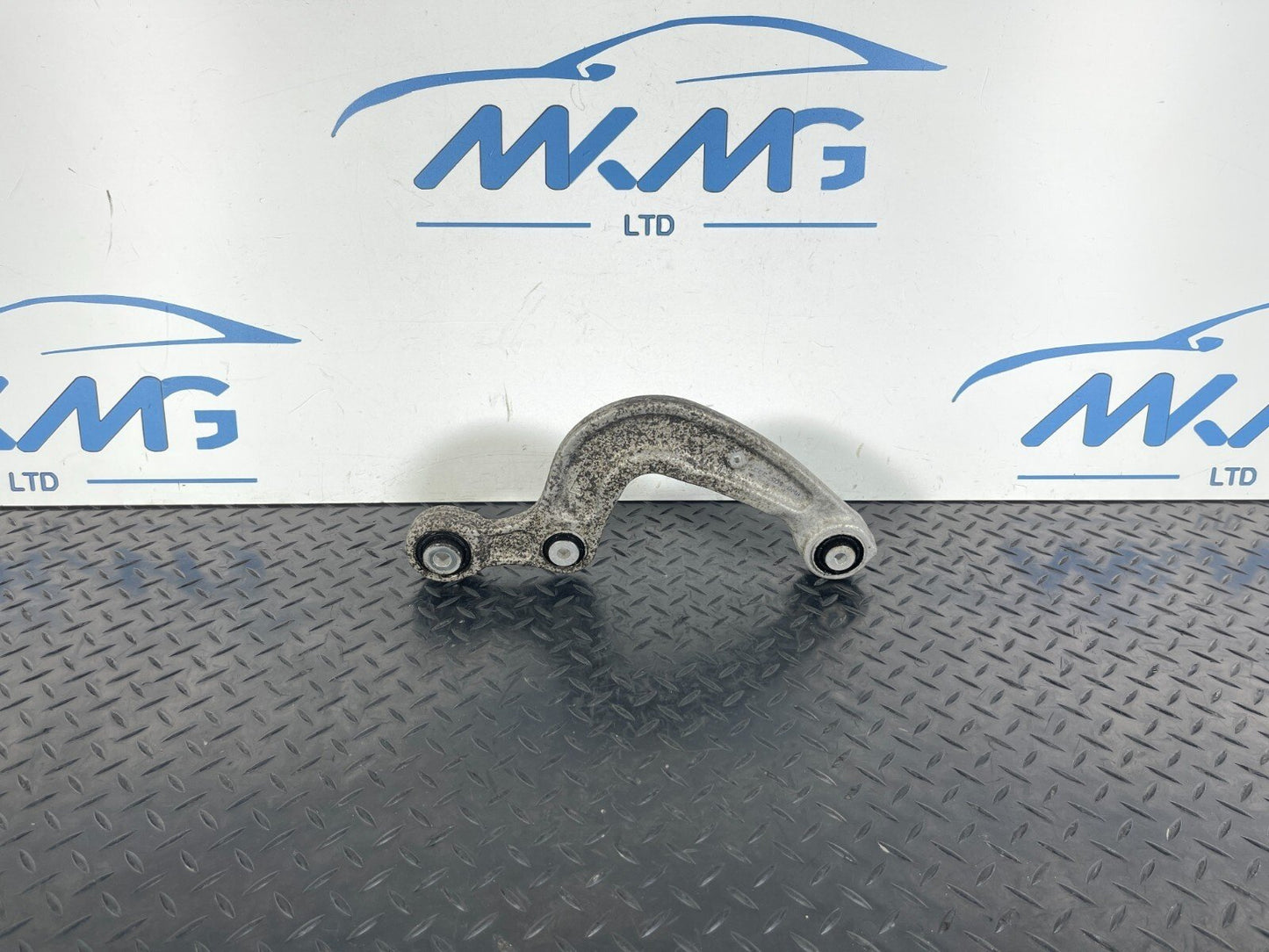 GENUINE AUDI A4 B9 A5 S5 F5 REAR LEFT OR RIGHT CONTROL ARM 8W0505361E