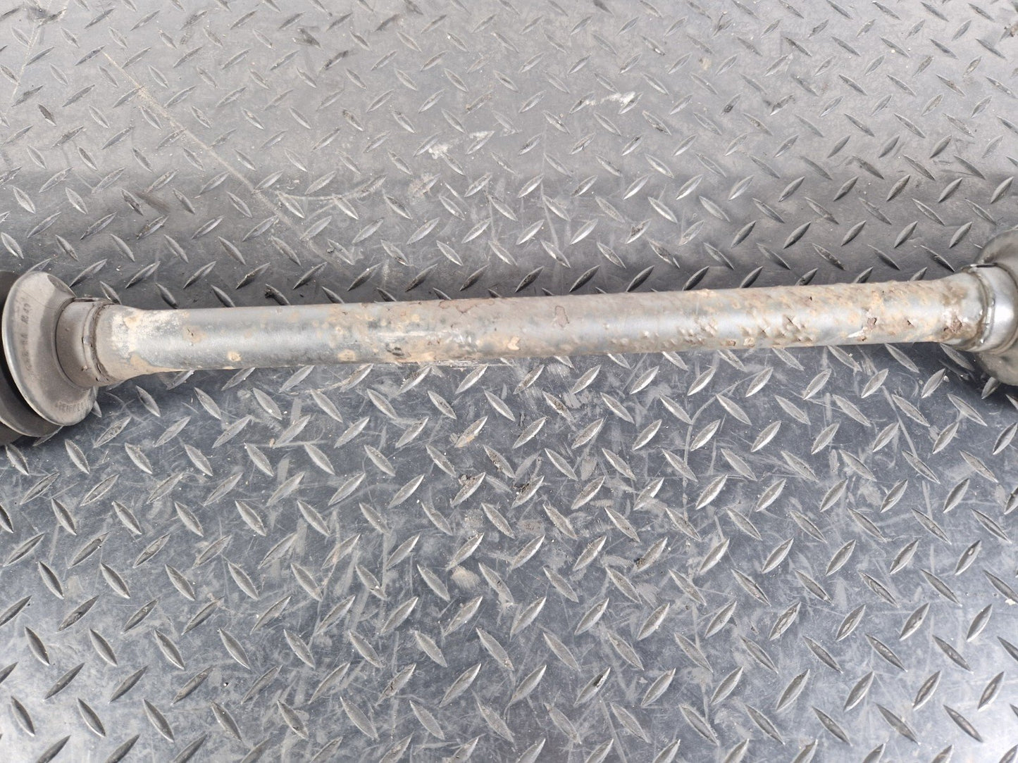 14-21 MERCEDES BENZ C300h W205 O/S DRIVER SIDE RIGHT REAR DRIVESHAFT A2113570091