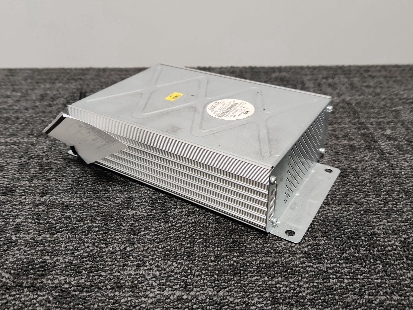 Audi A6 Quattro MK3 (4F) (C6) Estate Genuine Speaker Amplifier Module 4F0035223