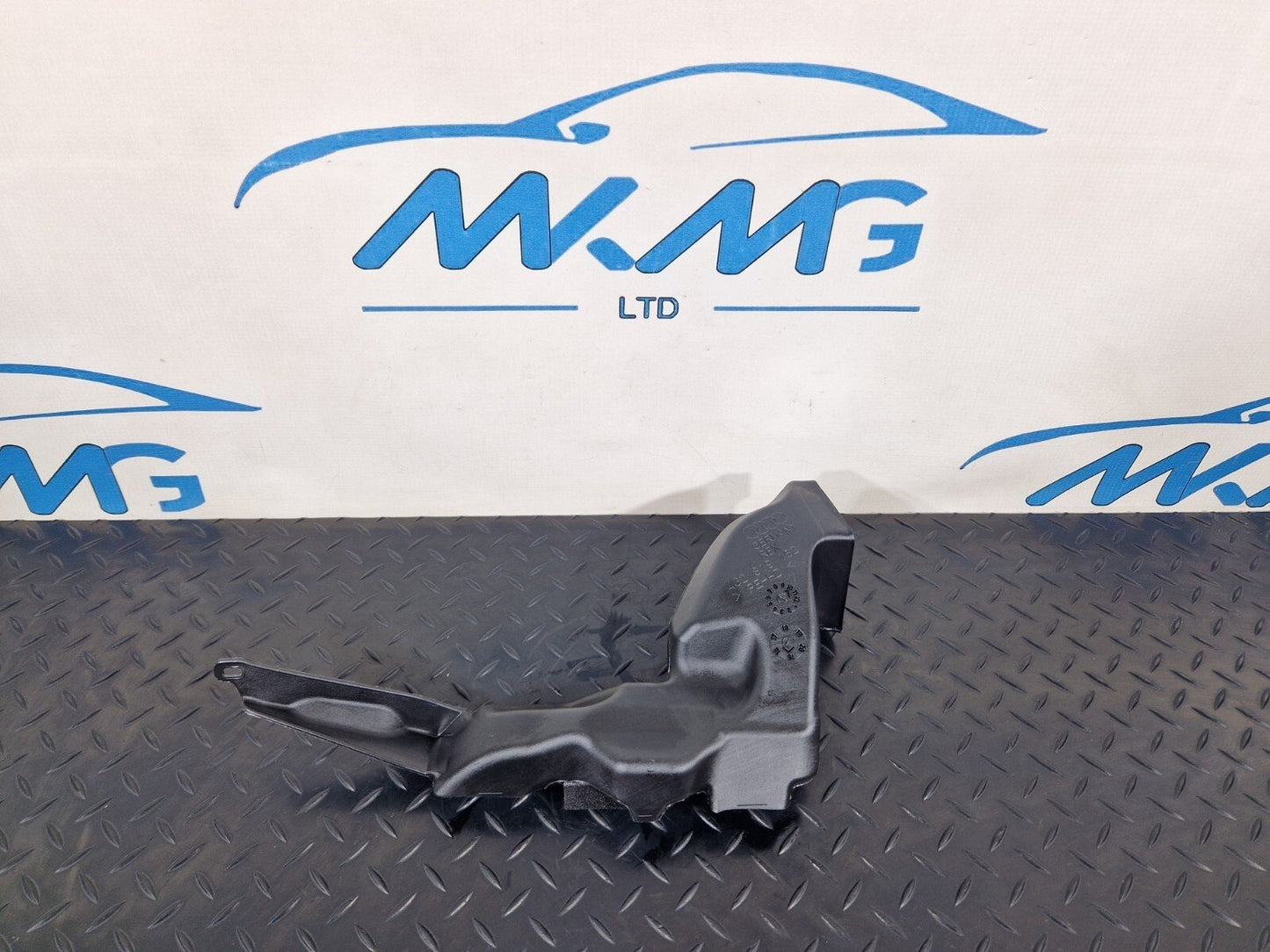 12-18 AUDI A6 C7 RIGHT FRONT FOOTWELL VENT AIR DUCTING OUTLET 4G2819152