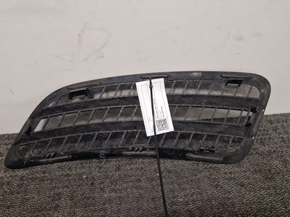 Mercedes-Benz Sprinter W907 Right O/S Driver Bonnet Grille Vent A9108360300