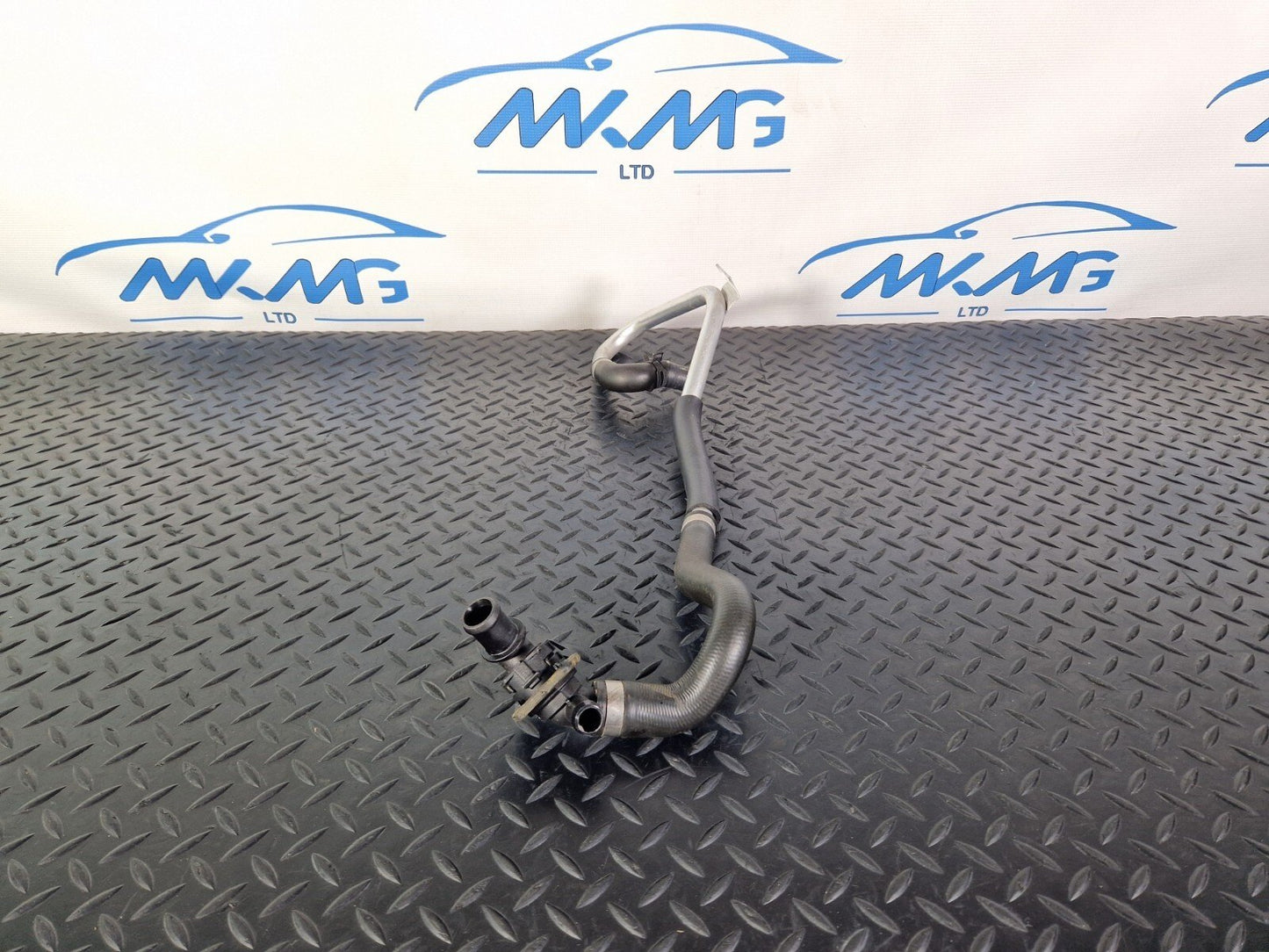 14-21 MERCEDES BENZ W205 GENUINE OEM ENGINE COOLANT HOSE PIPE A2058302902