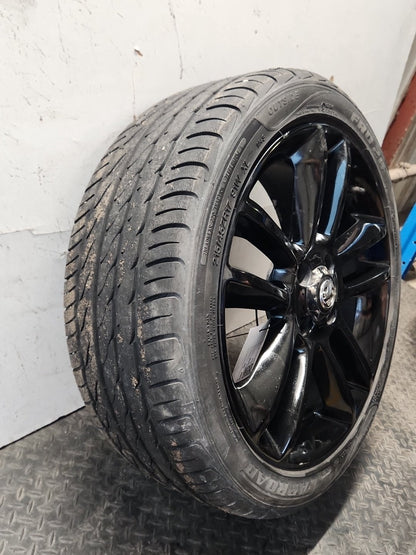 Vauxhall Corsa MK3 (D) (4400) 17" Alloy Wheel with Tyre 215/45/17 ~4mm 9272760