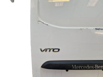 14-23 MERCEDES VITO W447 REAR LEFT N/S/R COMPLETE DOOR IN WHITE (DENTED)