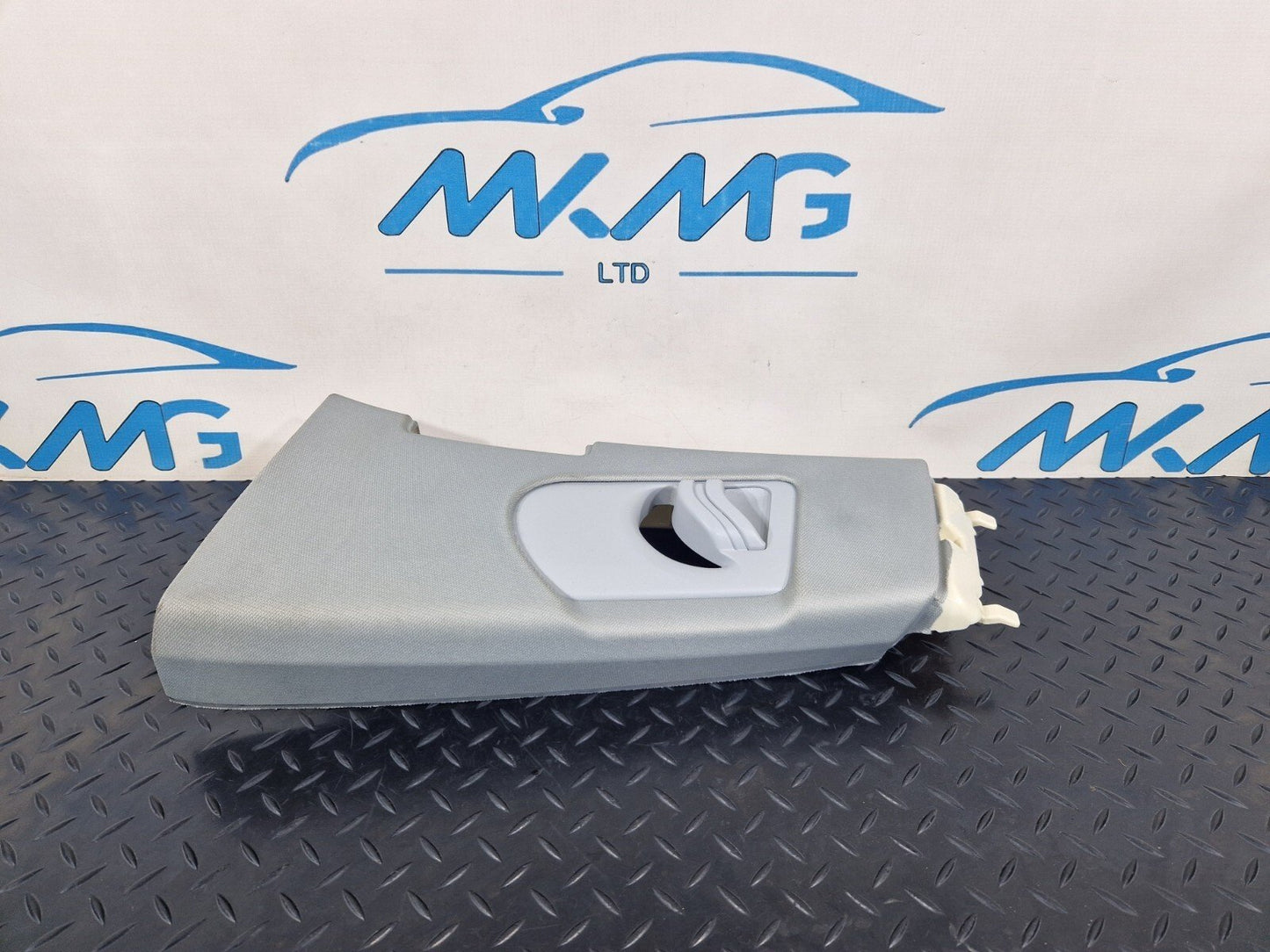 15-18 AUDI A7 4G LEFT PASSENGER SIDE N/S B PILLAR  TRIM 4G0867243A 4G8867293