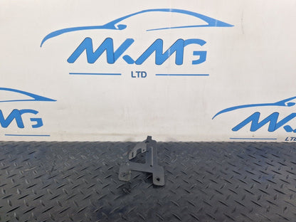 19-ON MERCEDES BENZ CLA C118 GENUINE EXTERIOR BRACKET A2475011000