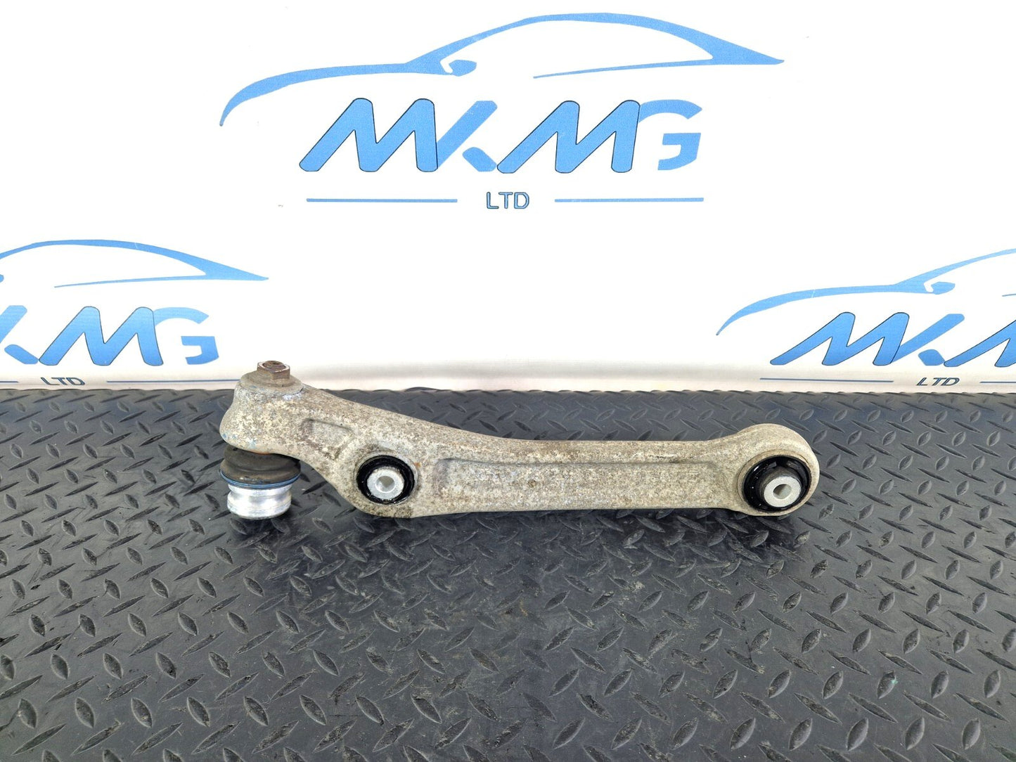 16-19 AUDI A4 B9 GENUINE OEM FRONT LEFT DRIVER O/S CONTROL ARM 8W0407155A