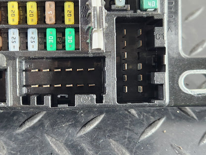 Land Rover Range Rover Evoque L551 2.0 Diesel Genuine Fuse Box K8D2-14A073-BD