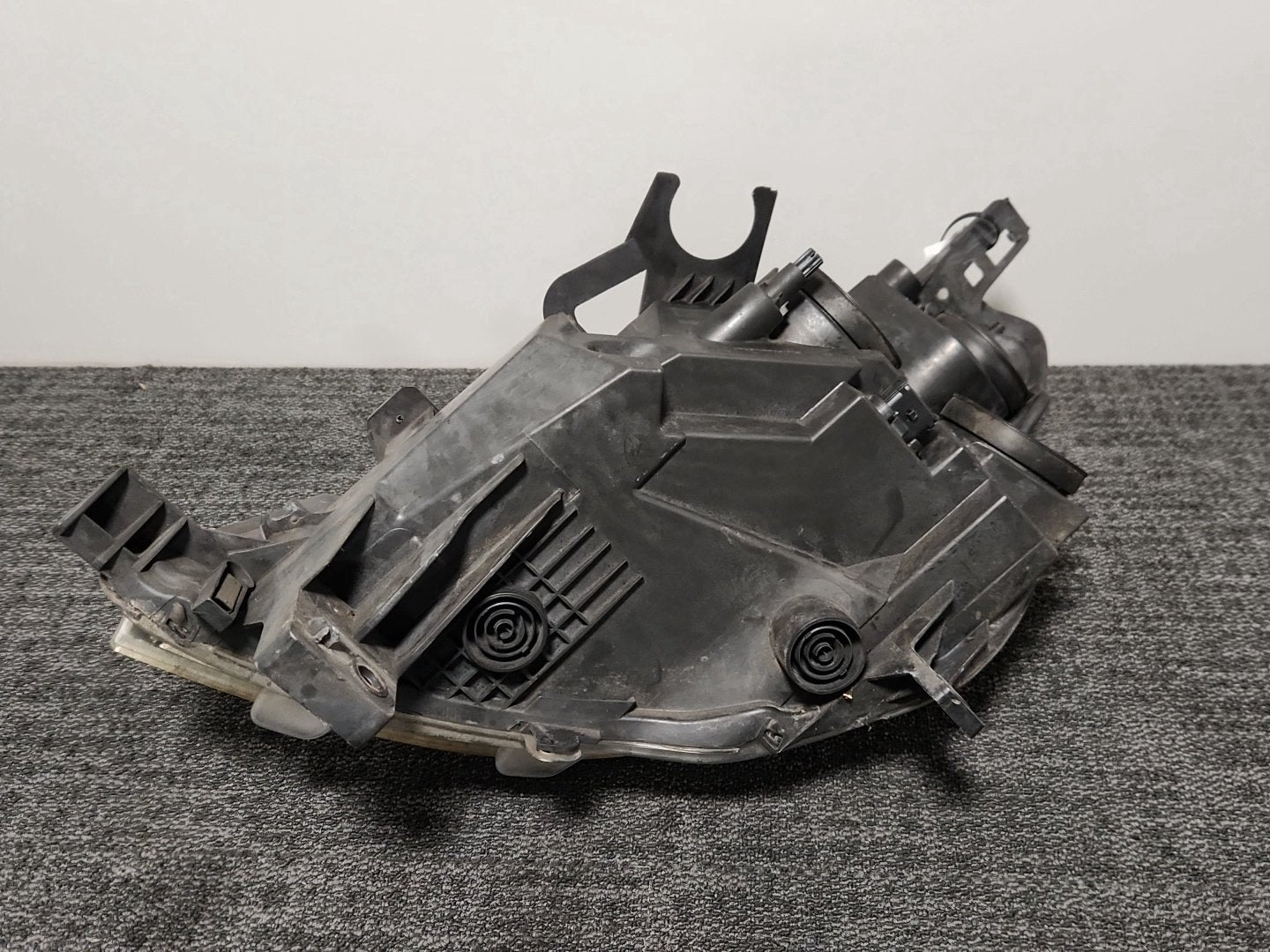 Peugeot Partner MK2 (PH1) (B9) Van Derived Car Front Right Headlight 9682829580