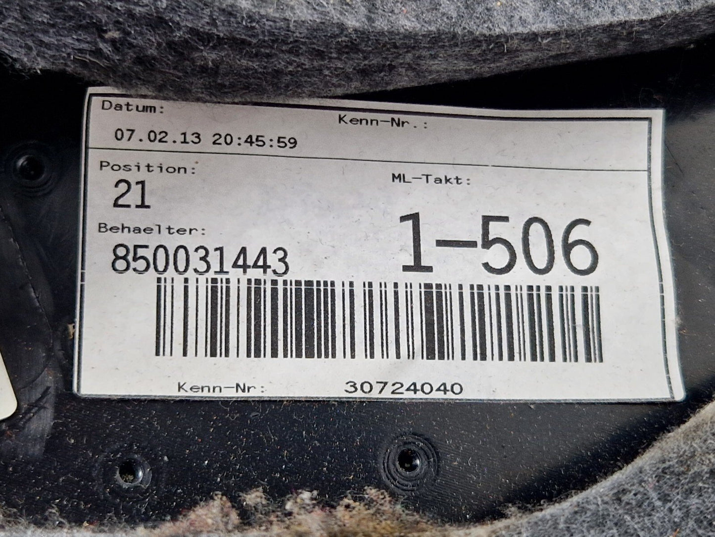 12-17 AUDI S5 CONVERTIBLE REAR LEFT QUARTER DOOR TRIM PANEL 8F0867035 (DAMAGE)