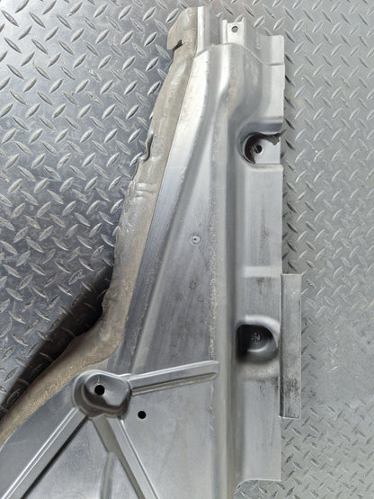 11-19 MERCEDES BENZ ML W166 LEFT REAR UNDERTRAY SPLASH GUARD COVER A1666100008