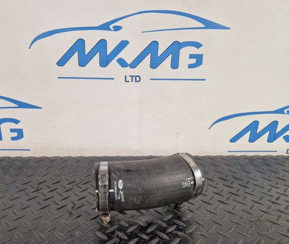 19-ON RANGE ROVER EVOQUE L551 INTERCOOLER AIR INTAKE PIPE HOSE GJ326K863AC