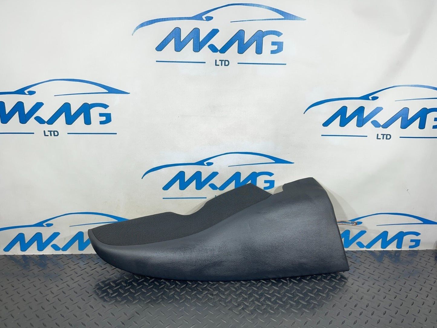 14-21 MERCEDES BENZ W205 GENUINE REAR DRIVER SIDE BLACK LEATHER SEAT BOLSTER