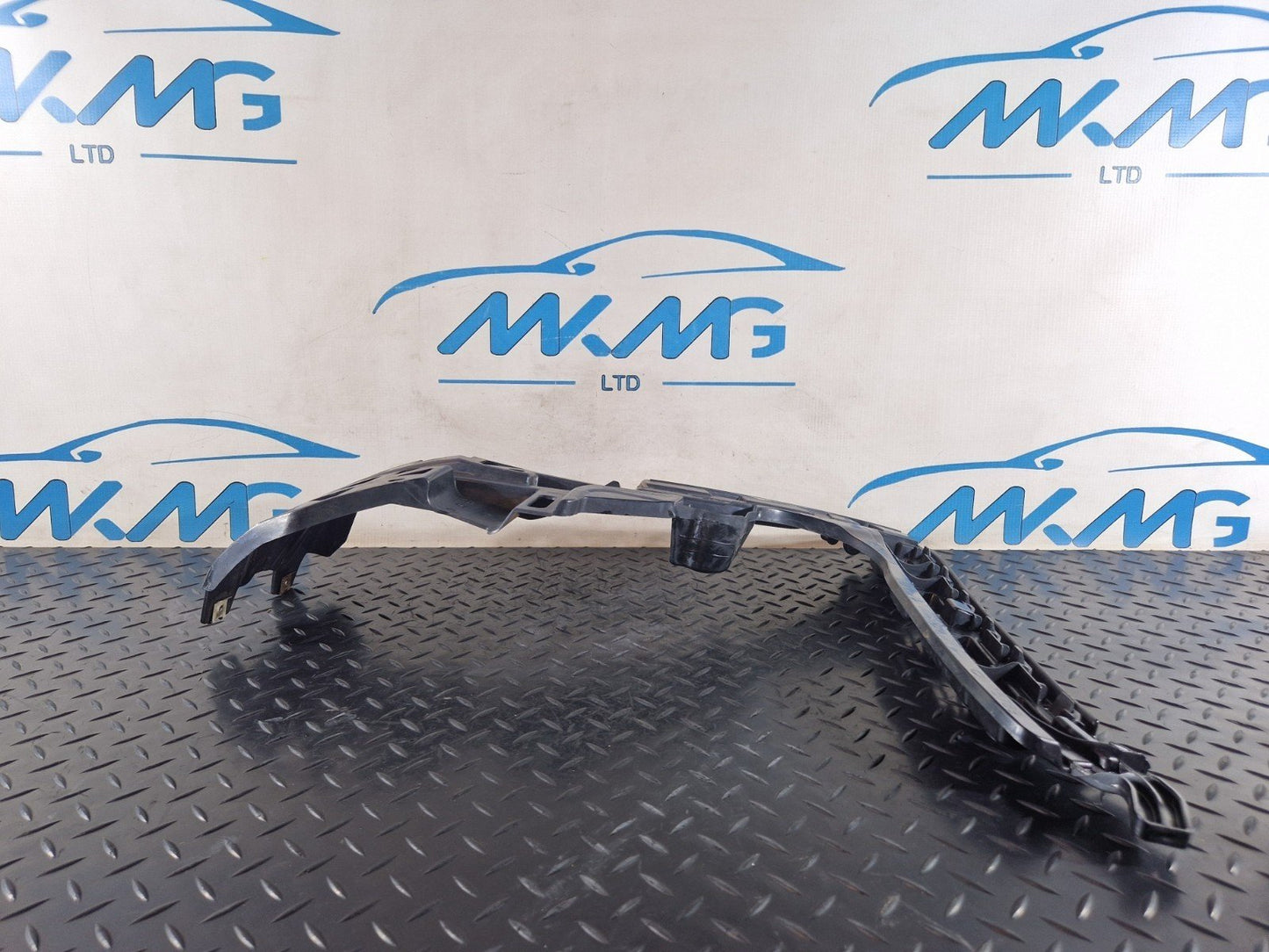 16-22 MERCEDES BENZ X253  REAR LEFT BUMPER BRACKET A2538850121