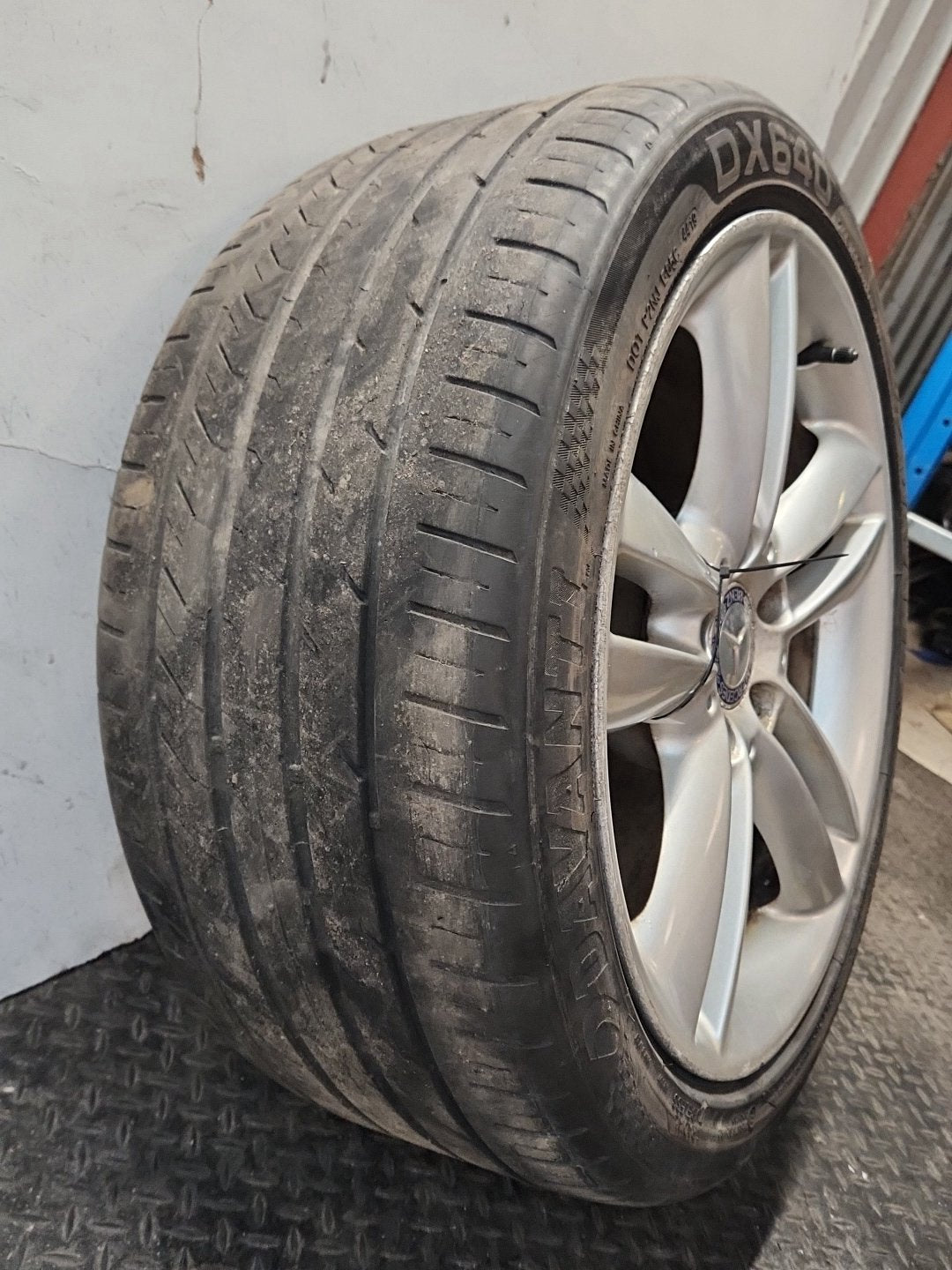 Mercedes CLK-Class C209 17" Alloy Wheel with Tyre 245/40/17 ~3mm A2094014302