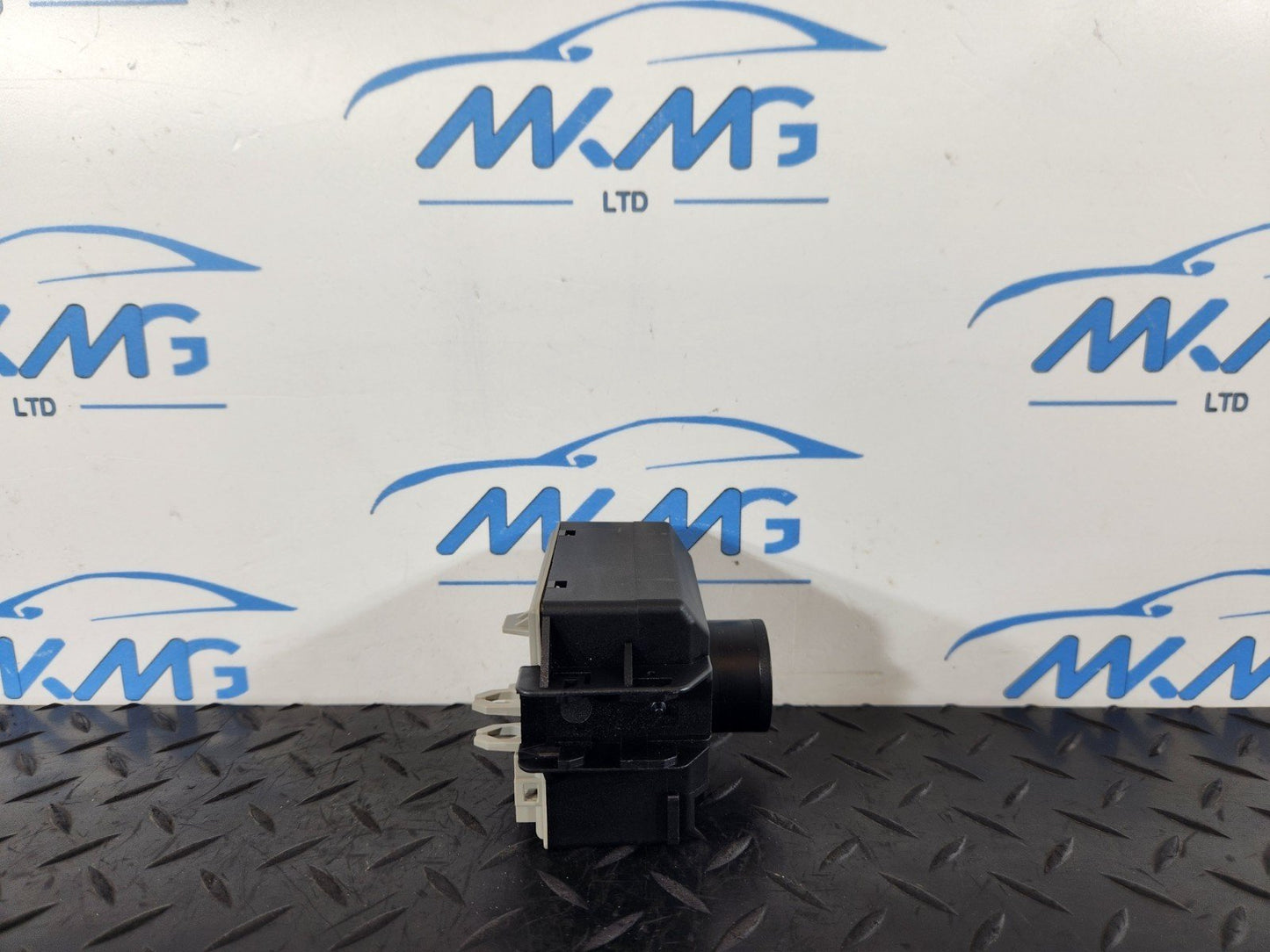 Mercedes-Benz Unknown Part Type A1669052901