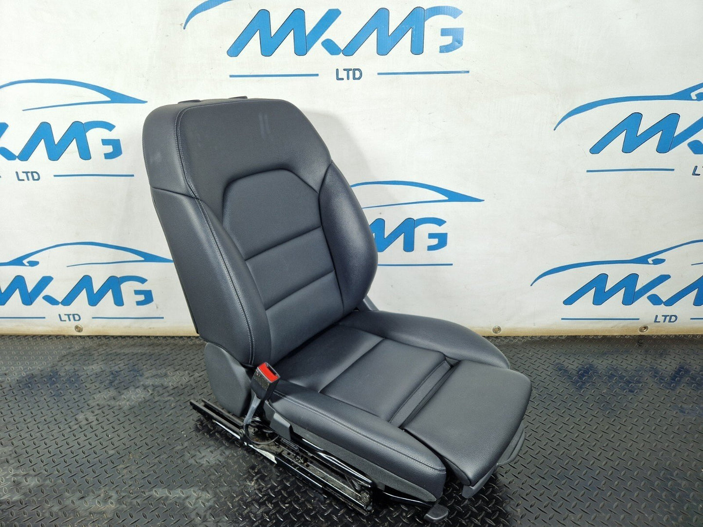 14-20 MERCEDES BENZ GLA X156 GENUINE FRONT LEFT N/S HEATED BLACK LEATHER SEAT