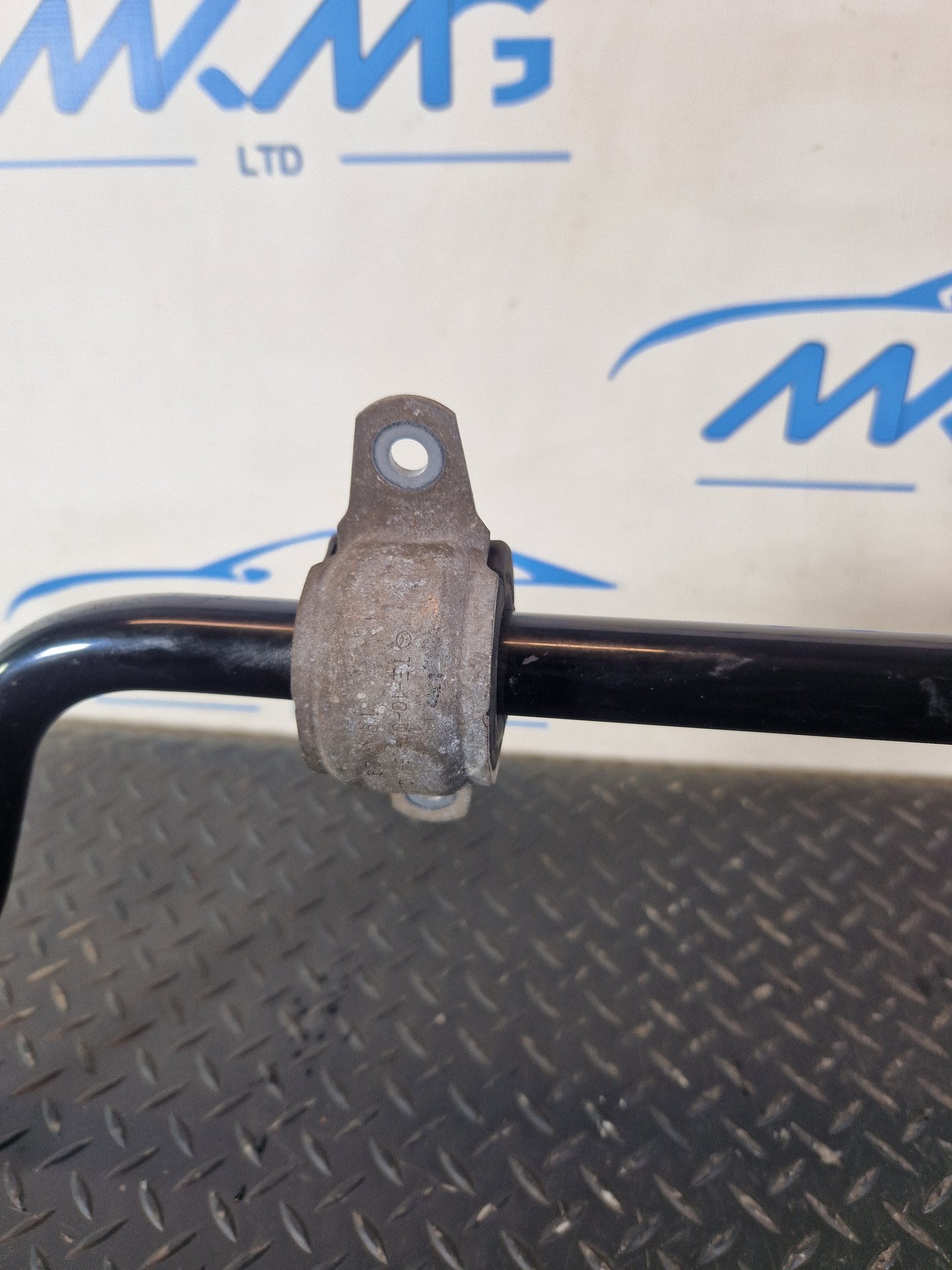 2019 Mercedes-Benz B200d B-Class W247 SUV Rear Sway Bar A2473200511 A2473204200
