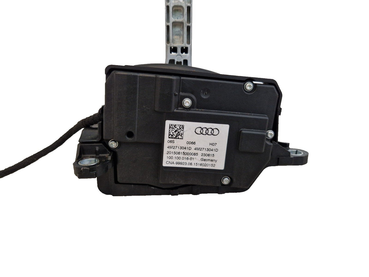 Audi Unknown Part Type 4M2713041