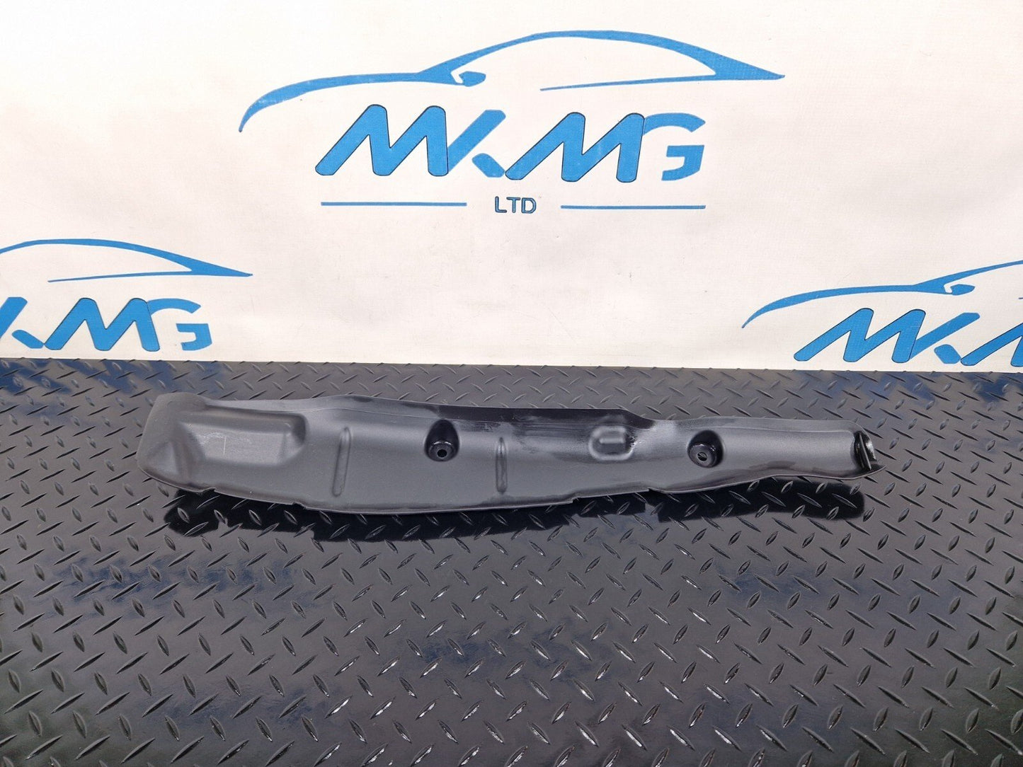 16-19 AUDI A4 AVANT B9 S-LINE GENUINE FRONT LEFT SIDE WING FENDER COVER 8W082111