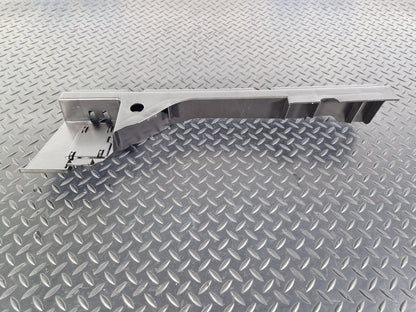 14-19 MERCEDES BENZ GLA X156 OEM RIGHT QUARTER PANEL TRIM BRACKET A1568901200