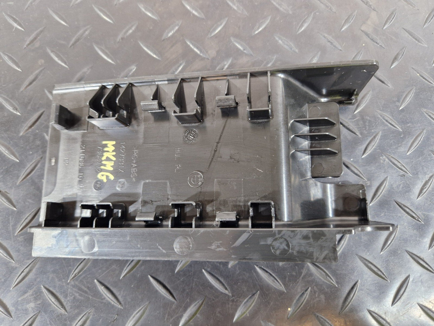 14-21 BMW 2 SERIES 218d GRAN TOURER F46 RIGHT SIDE COVER RAIL INSIDE 7368772