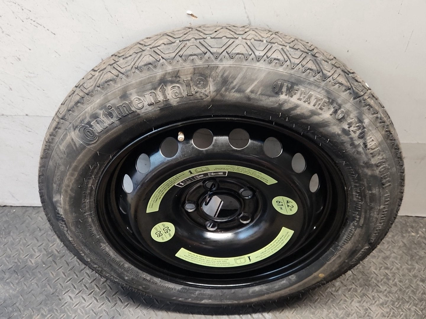 Mercedes CLK200 CLK-Class C209 Convertible Spare Wheel 125/90/16 A2094000402