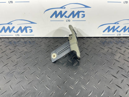 12-18 BMW F30 F31 F35 GENUINE  Left fender wing mounting bracket 7235821