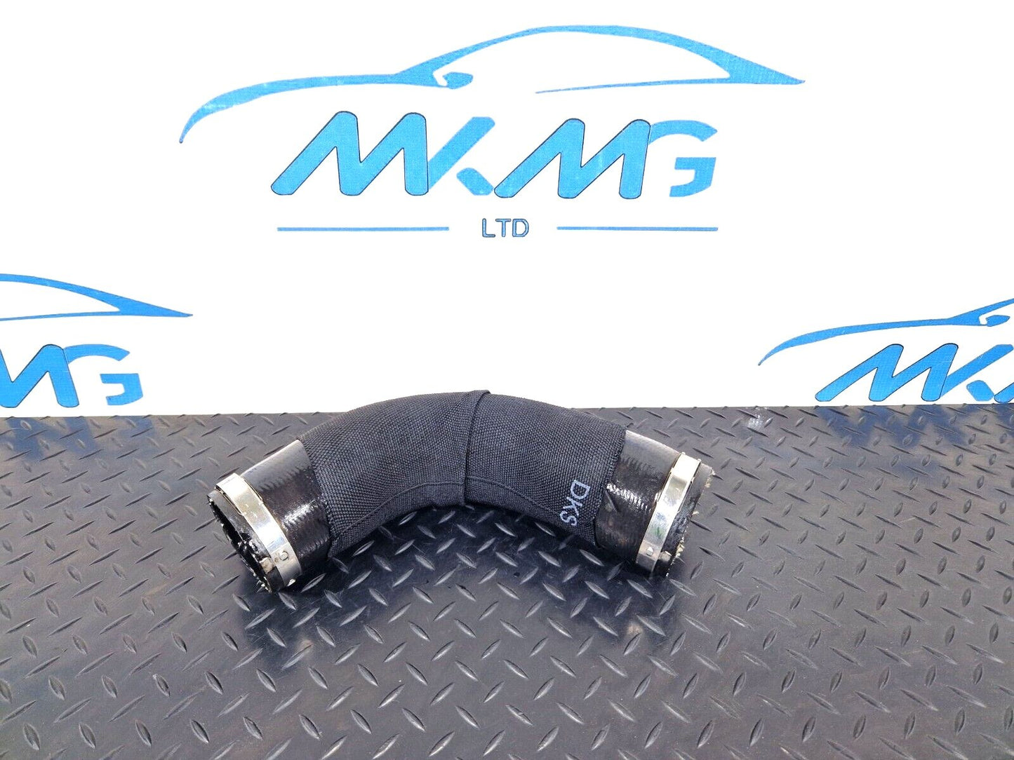 10-18 AUDI A7 4G S-LINE INTERCOOLER PIPE 4G0145737AG