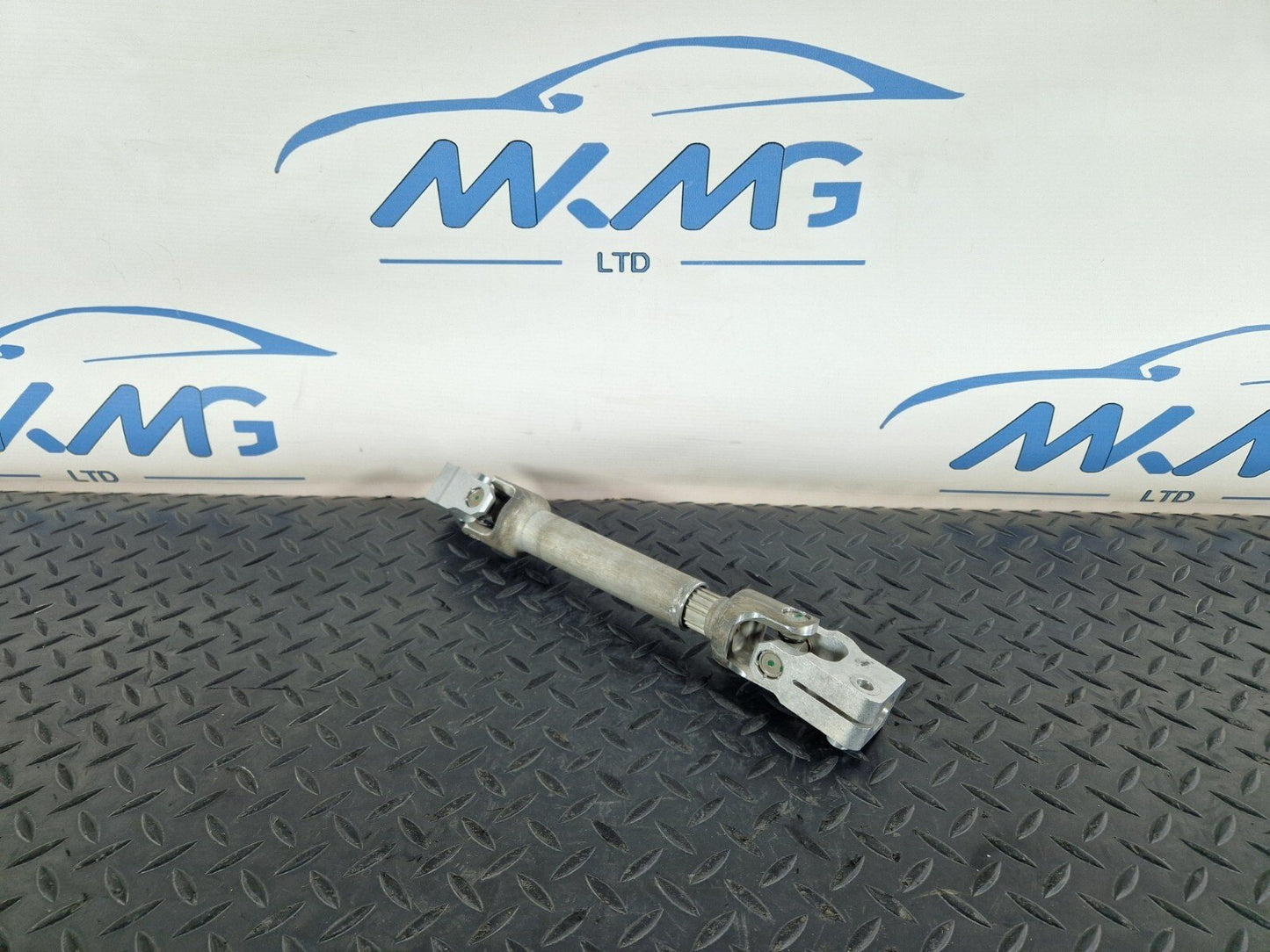 19-ON MERCEDES BENZ A CLASS W177 STEERING COLUMN KNUCKLE JOINT SHAFT A2474608900