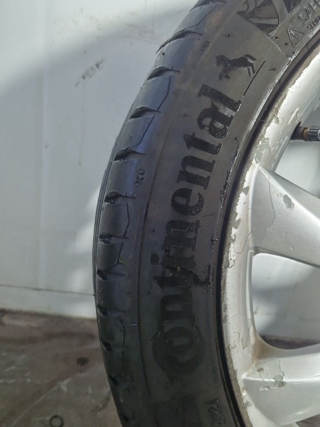 Alfa Romeo Giulietta MK3 17" Alloy Wheel with Tyre ~6mm 225/45/17 156093270