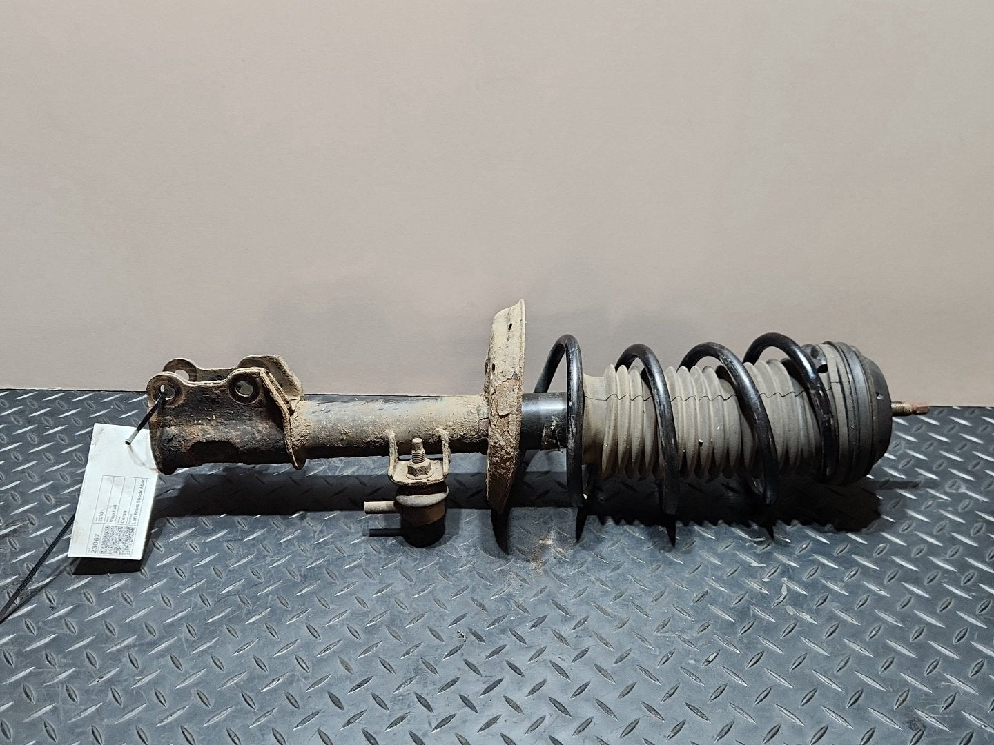 Vauxhall Corsa MK3 (D) (4400) Hatchback Genuine Front Left N/S Shock Absorber