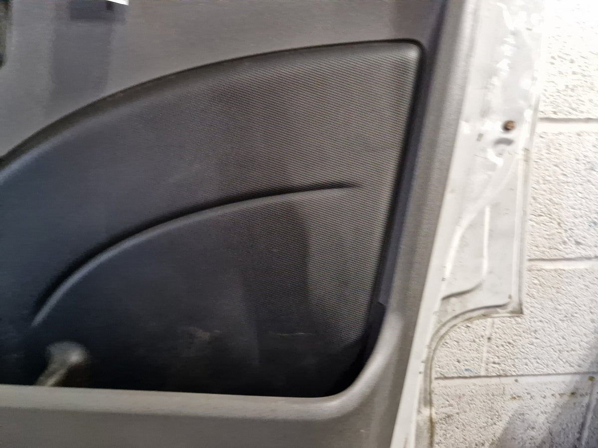 Iveco Daily MK5 Cab & Chassis Front Right O/S Driver Complete Door in White