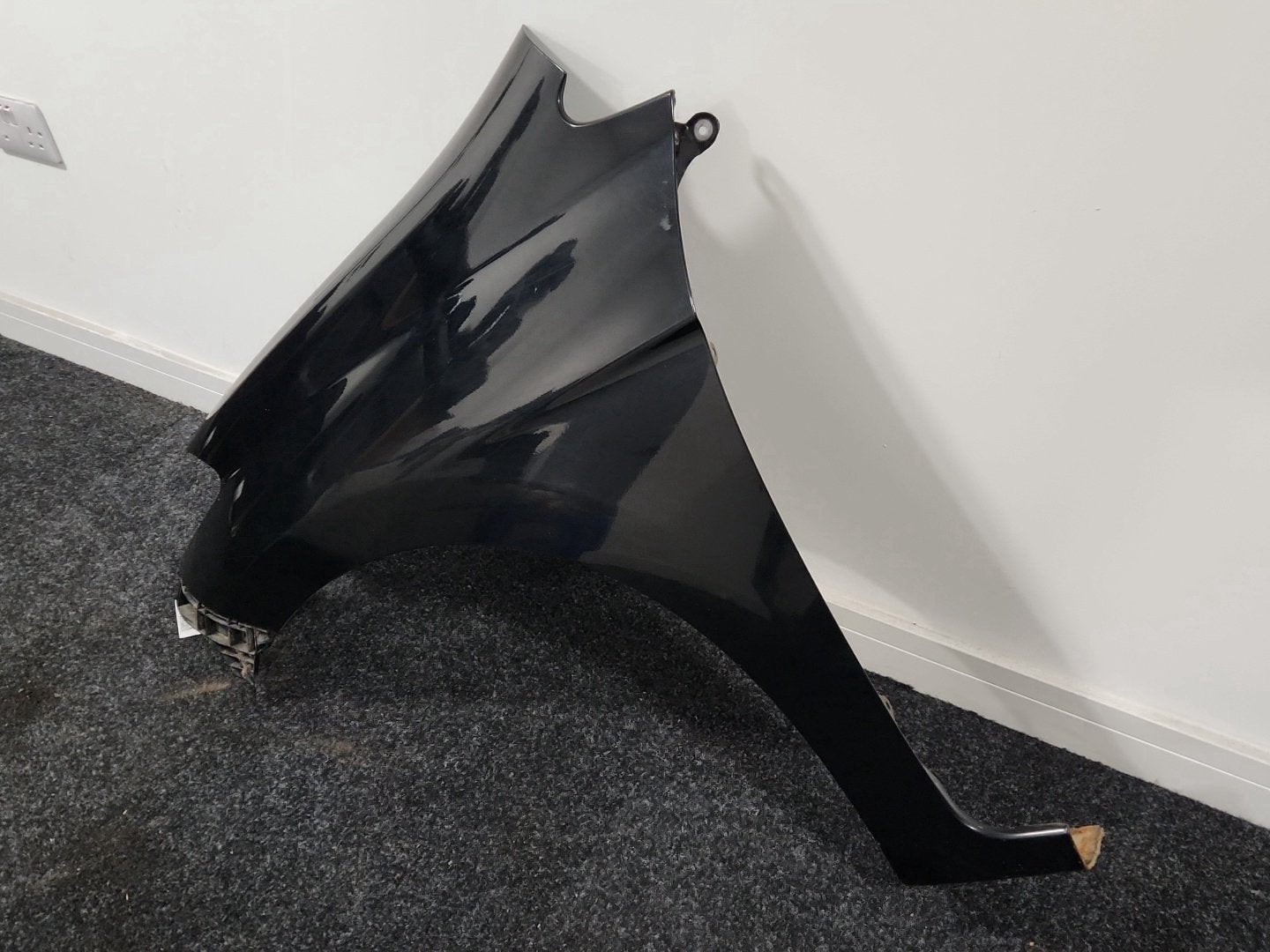 Honda FR-V MK1 (BE57) Front Left N/S Passenger Wing Fender Panel in Black