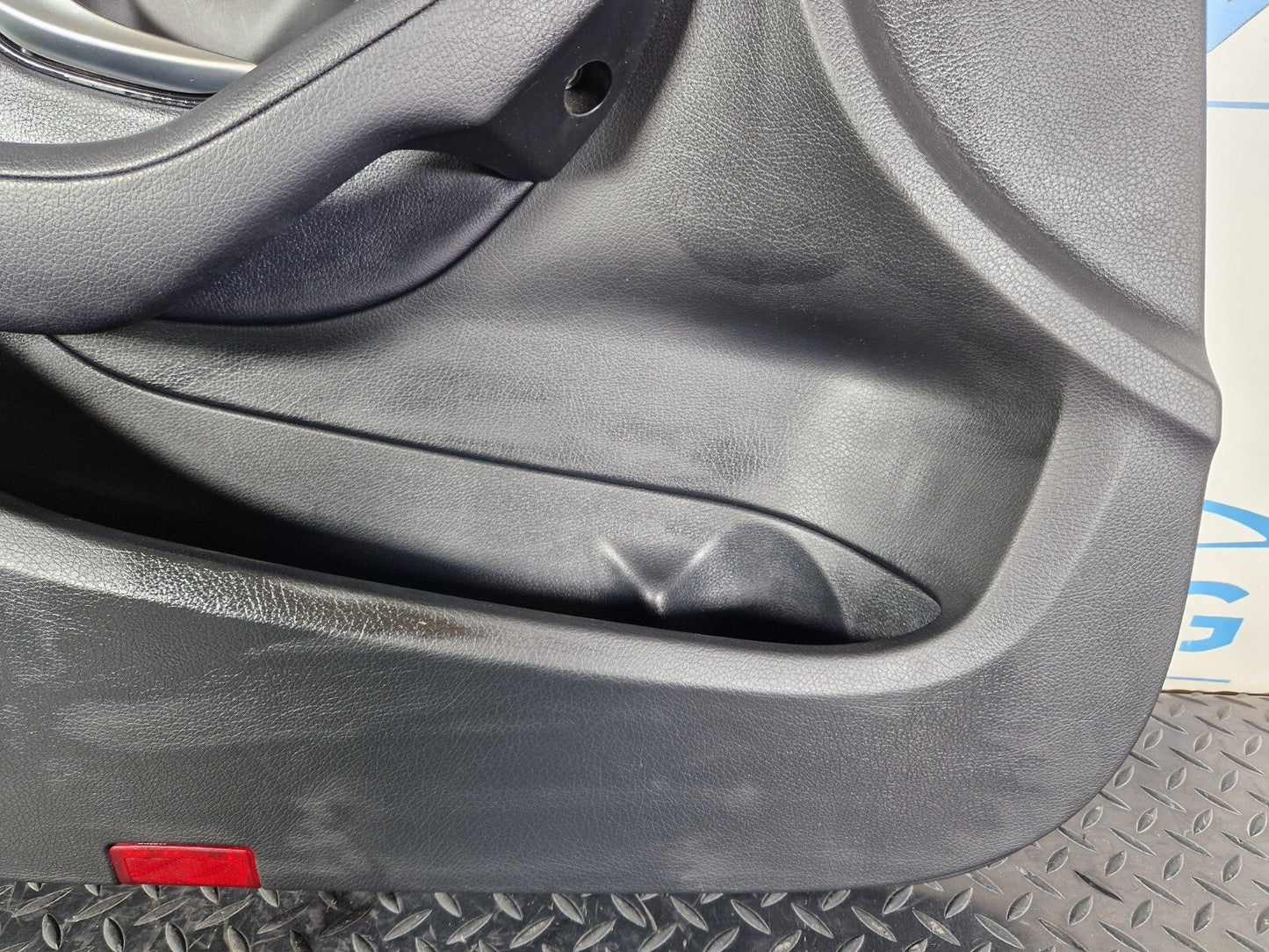 14-21 MERCEDES BENZ C200 W205 FRONT PASSENGER SIDE DOOR CARD BLACK LEATHER