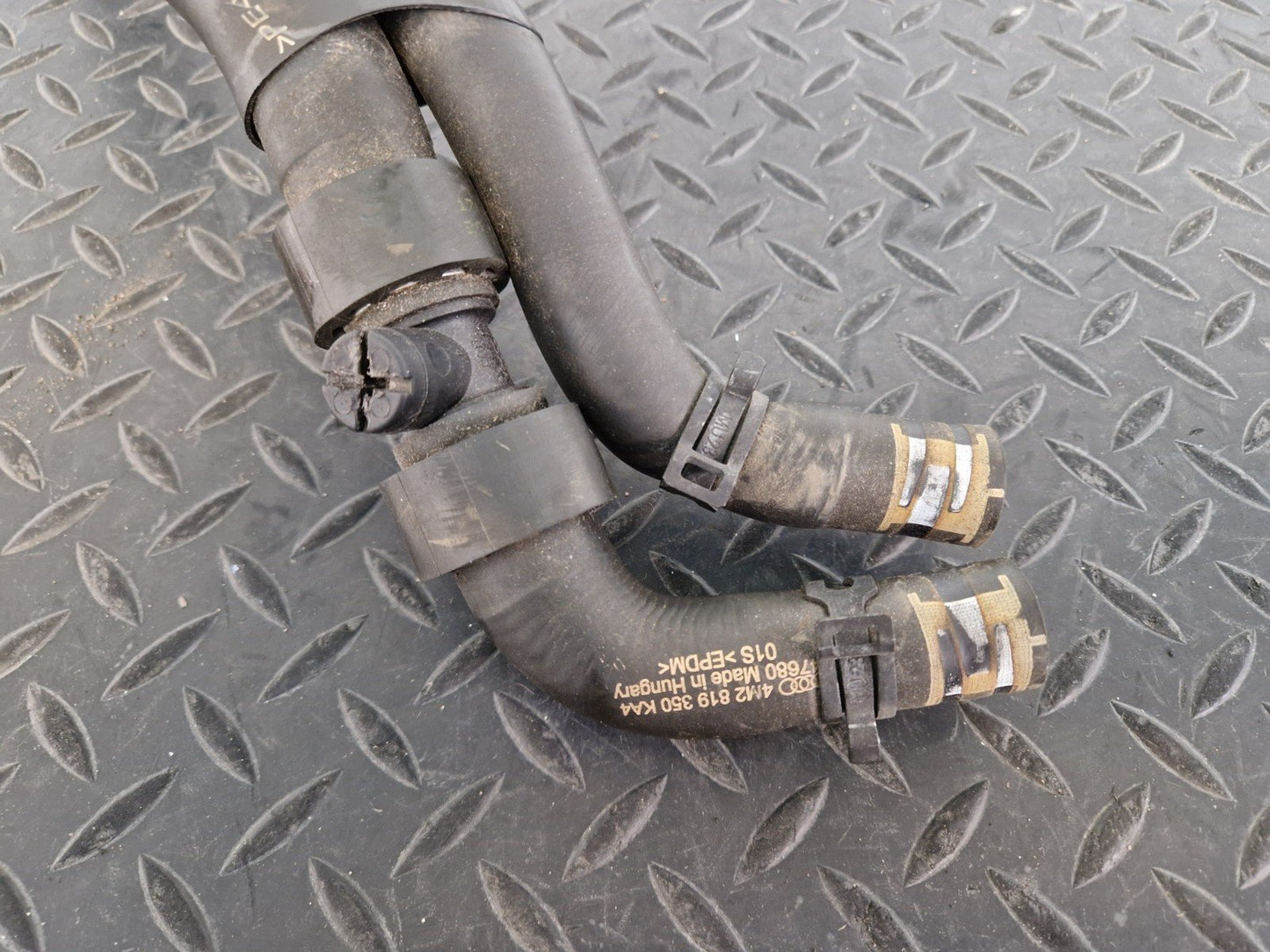 16-20 AUDI Q7 4M 3.0 DIESEL GENUINE COOLANT PIPE PIPES 4M0819345A 4M2819350