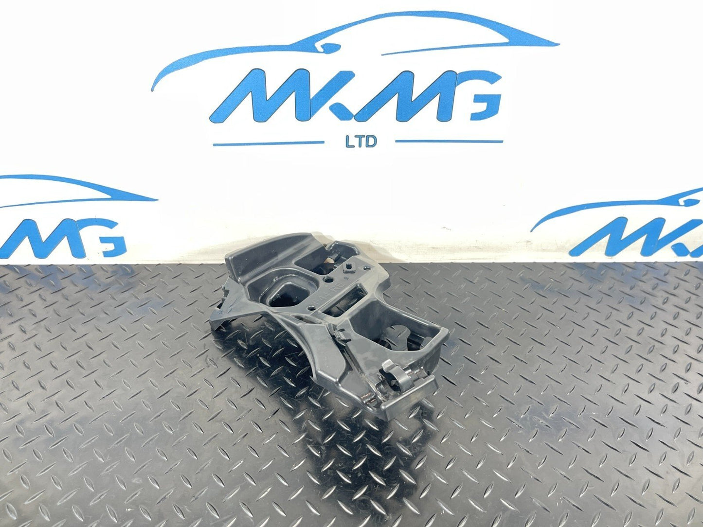 BMW F44 Gran Coupe Bumper Bracket Rear Right O/S Upper Guide Mount 8494946
