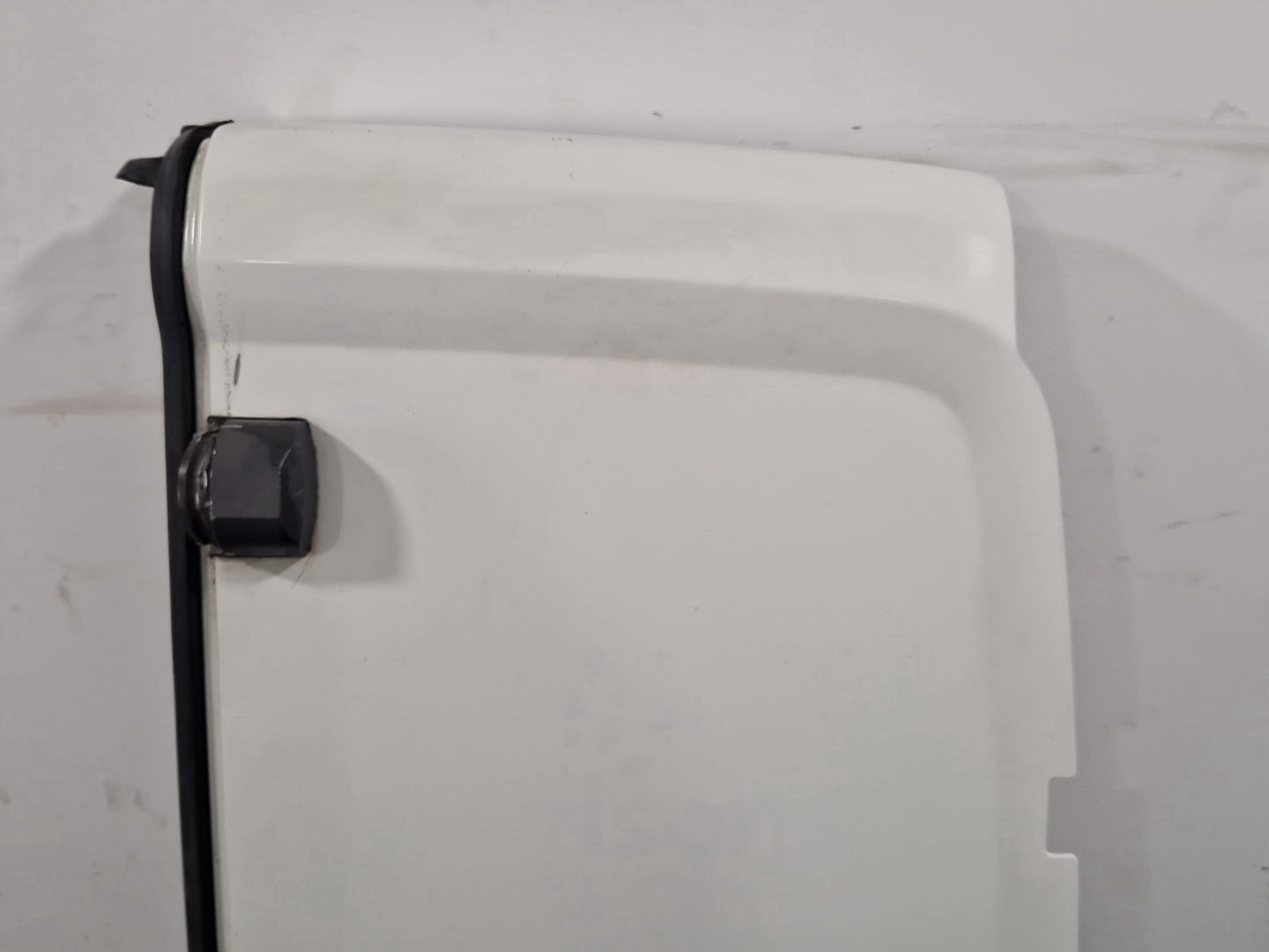 Vauxhall Combo MK3 (D) (61VO) Rear Right O/S Driver Complete Door in White 5PU