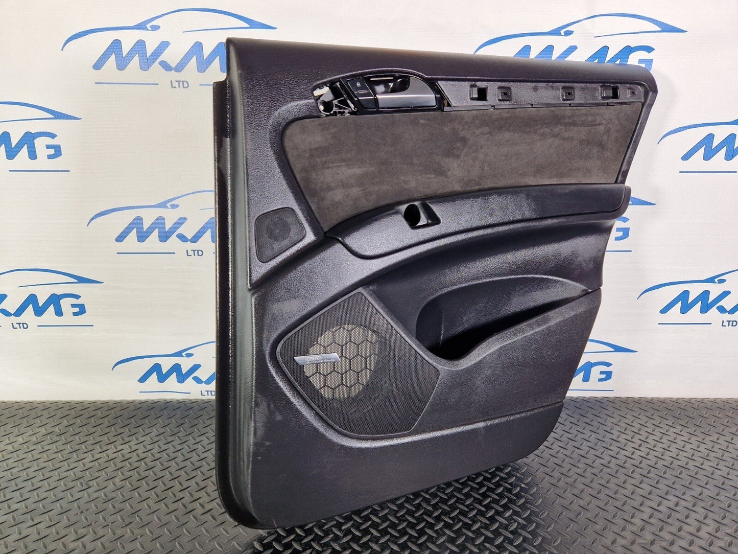 10-15 AUDI Q7 4L GENUINE OEM REAR RIGHT SIDE DOOR CARD 4L0867306B