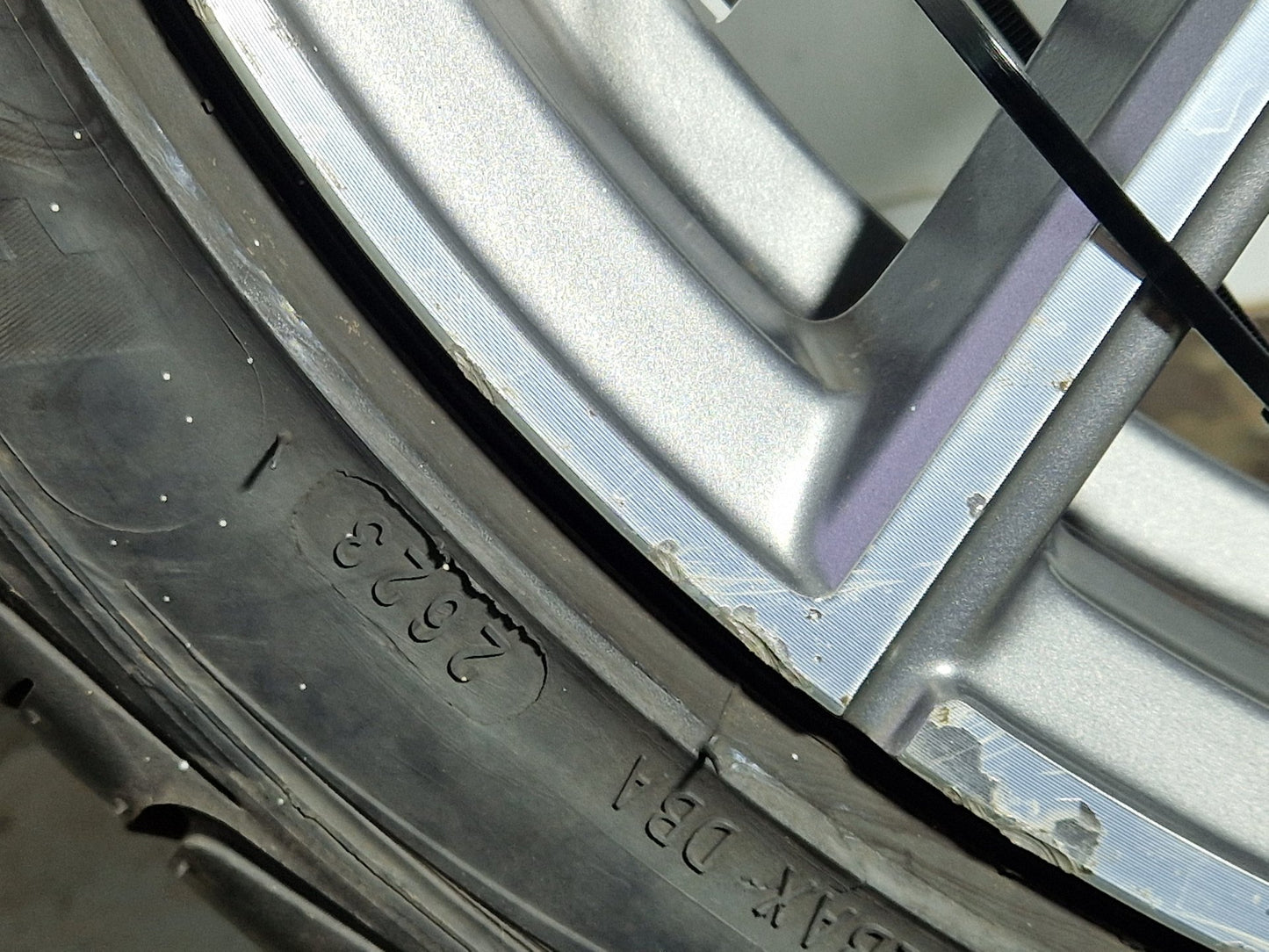 792M Style Aftermarket 18" Alloy Wheel with Tyre 225/40/18 ~7mm