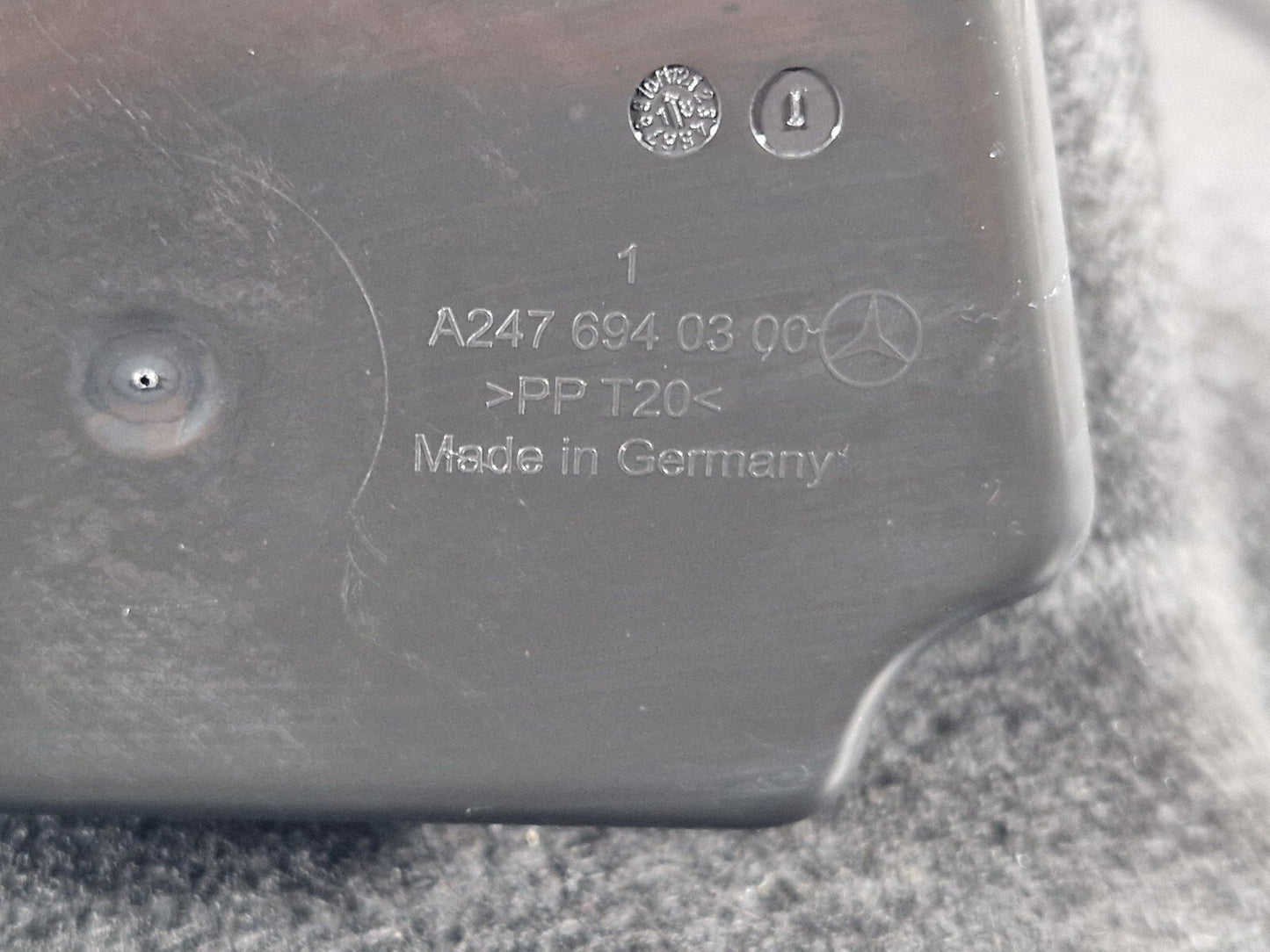 19-ON MERCEDES BENZ B CLASS W247 REAR LEFT BOOT LOAD COMPARTMENT PANEL TRIM